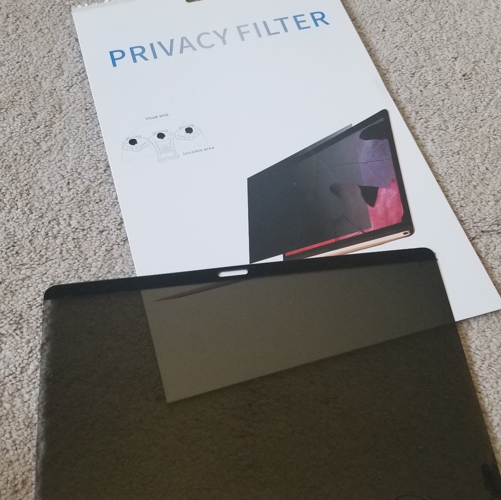 13.3 inch magnetic privacy screen